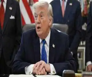 ترامپ:آنها در پی توافق هستند؛ اصولاً هم باید به توافق برسند -  اگر نه عواقب بسیار شدیدی خواهد داشت - مذاکرات اوایل هفته آتی - مانند ونزوئلا صبر می کنیم