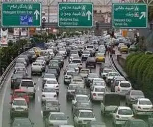 اخذ عوارض آزادراه تهران–کرج در دستور کار دولت قرار گرفت