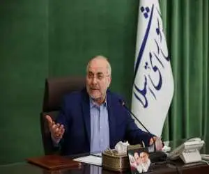 پول را کجا خرج می کنید وقتی سیل و زمین لرزه نمی آید؟ + ویدئو  -  لبخند قالیباف به رئیس سازمان برنامه و بودجه