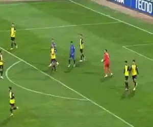 ویدیو  -  با پاس گل دروازه بان؛ گل سوم الحسین اردن به استقلال در دقیقه 5+90