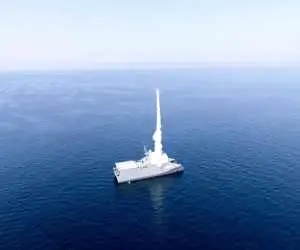 تصاویری چشم نواز از قدرت نمایی ایران در خلیج فارس، تنگه هرمز و دریای عمان