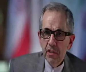 ویدیو  -  تعجب تخت روانچی و عراقچی از پخش آهنگ شهرام صولتی حین مراسم تجلیل از پیشکسوت پرسپولیس!