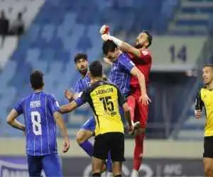 ویدیو  -   گل دوم استقلال به الحسین با ضربه زیبای یاسر آسانی از پشت محوطه جریمه