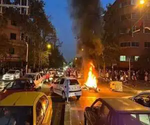 ویدیو  -  جلایی پور: 18 و 19 دی، خشونت آمیزترین حرکت اعتراضی در تاریخ معاصر رقم خورد - با جامعه ای مواجهیم که بیش از 20 بار دست به اعتراض جمعی زده