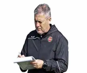 استقلالی ها فقط سرمربی قهرمان را می خواهند  -  درخواست فوری از مدیران باشگاه