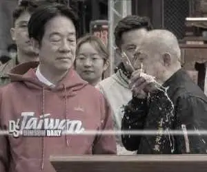 ویدیو  -  حادثه شوکه کننده برای رئیس جمهور تایوان؛ استفراغ ناگهانی رئیس معبد وسط مراسم رسمی