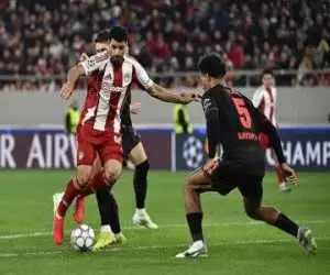 تصویر  -  تنبیه مهدی طارمی پس از اشتباه بزرگ