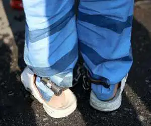 مخوف ترین قاتل زنجیره ای زنان در ایران را ببینید + تصویر  -  خودرویی که قاتل با آن مسافرکشی می کرد