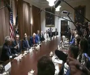 ادعای رویترز به نقل از مقام ارشد کاخ سفید: هنوز در داخل دولت پشتیبانی یکپارچه ای برای آغاز حمله نظامی به ایران وجود ندارد