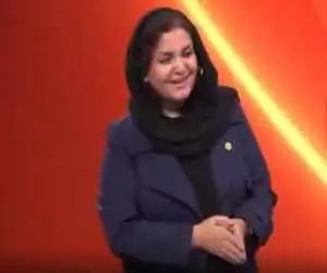 من شل حجابم ولی ... + ویدئو  -  چرا از آقای خامنه ای به عنوان پدر یاد کردید؟  -  پاسخ خانم وکیل به یک سوال مهم