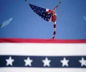 ویدیو  -   فاکس نیوز: 60 درصد مردم از عملکرد ترامپ ناراضی هستند...