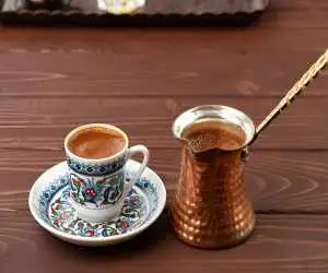 روزه داران بعد از افطار می توانند قهوه بخورند؟  -  یک توصیه به افرادی که مشکل خواب دارند