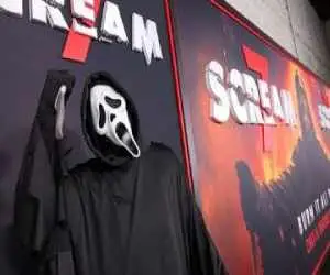 تجمع معترضان حامی فلسطین مقابل فرش قرمز (جیغ 7) در لس آنجلس؛ درخواست برای تحریم پارامونت