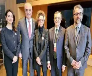 جنگ زرگری کُردهای تجزیه طلب و پسر شاه -  چرا سلطنت طلبان خودشان یک پا تجزیه طلب اند؟