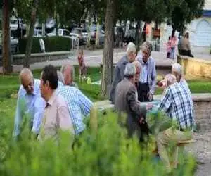 حقوق اردیبهشت ماه بازنشستگان هم افزایش پیدا نمی کند؟ -  اعلام جزئیات تازه درمورد حقوق 1405 بازنشستگان