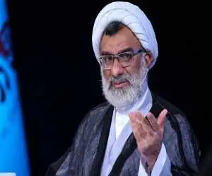 ویدیو  -  خسروپناه روی آنتن تلویزیون: تفرقه افکن ها یا نادان  هستند یا نفوذی!