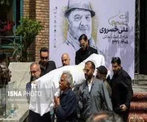 بی قراری در بدرقه علی خسروی -  آغداشلو: او مهم ترین طراح نسل خود بود  -  حقیقی: حس یک بازرگان را دارم که کشتی هایش غرق شده