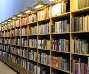 چرا شعار بخوانیم برای ایران دیگر کار نمی کند؟ -  از نمایشگاه حضوری تا مجازی با یک شعار تکراری