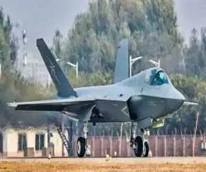 ویدیو  -  چین از جنگنده صادراتی نسل پنجم j-35a رونمایی کرد