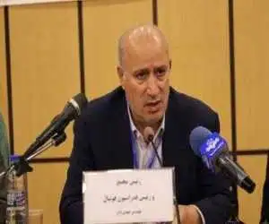 تصویر  -  دیدار یک نماینده مجلس با مهدی تاج پیش از اعزام تیم ملی به جام جهانی