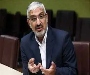 بی اخلاقی از صدا و سیما از حرکات احمدی نژاد شروع شد