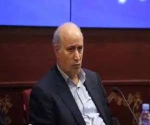 تصویر  -  تاج جام قهرمانی را به استقلال داد
