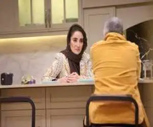 درمورد ساختار متنوع و صمیمانه تاکشوی (منشور) با میزبانی و تهیه کنندگی بهاره افشاری؛ یک مهمانی کاملا واقعی