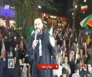 ویدیو  -  شلیک تیرهوایی توسط مجری شبکه سه روی آنتن زنده با کلاشینکف در تجمعات شبانه مردم در تهران