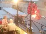 ویدیو  -  رشته انفجارهای پی درپی در یک رستوران؛ برخورد بادکنک ها به سیم برق!