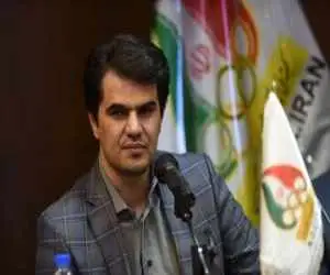 ایران با 90 میلیون جمعیت یک زمین استاندارد ندارد - استقلال قهرمان لیگ شد