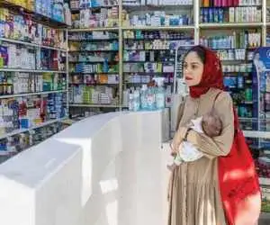 مصاحبه با سارا کنعانی، نویسنده ای که 40روز مادر "آهو" بود -  خداراشکر که در چهل روز بعد از بمباران بیمارستان بی مادر نبودی