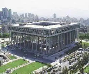 کدامین مصلحت در جام جم رقم می خورد؛ تمدید حکم یا فرود در ایستگاه تغییر؟  -  بحران مرجعیت رسانه ای و شایعات تغییر؛ جام جم به آشتی ملی تن می دهد؟