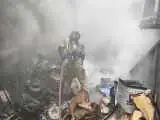 آتش سوزی در انبار لوازم یدکی خودرو -  جزئیات