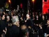 حسین فخری رسم شهید جهان آرا را تکرار کرد  -  مداح معروف این بار بر مزار شهدای میناب خواند + ویدئو