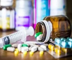 hiv دیگر حکم مرگ نیست -  با مصرف دارو می توان عادی زندگی کرد