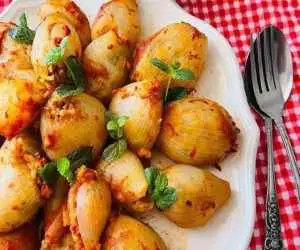 دلمه پیاز مجلسی؛ این دستور پخت طعمش از همه دلمه ها خاص تر است