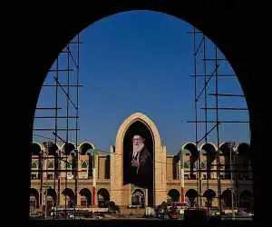 در انتظار آخرین دیدار...  -  روایتی تصویری از آماده سازی مصلای بزرگ امام خمینی (ره) و معابر پایتخت در آستانه مراسم تشییع قائد ملت