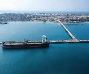 ادعای دروغ آمریکا درمورد فروش نفت ایران+ تصویر  -  ایران در صادرات نفت از کشورهای منطقه پیشی گرفت