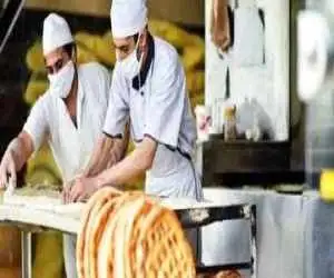 خبر مهم اصناف برای مراسم تشییع  -  نانوایی های سیار در مسیر تشییع مستقر می شوند