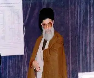 ویدیو  -  سفرِ رهبر شهید انقلاب به استان اردبیل- مردادماه سال 1379