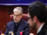 ویدیو  -   حضور سیمایی وزیر علوم در حال پذیرایی از زائرین تشییع رهبر شهید در موکب  دانشگاهیان