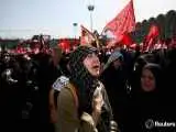 ویدیو  -  بغض بانوی تهرانی هنگام گفتن آخرین جمله خود به رهبر شهید انقلاب