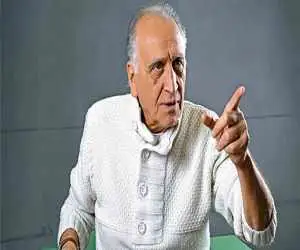 ویدیو  -  احمد نجفی، بازیگر سینما: سکوت در مقابل شهادت رهبر انقلاب مایۀ ننگ است