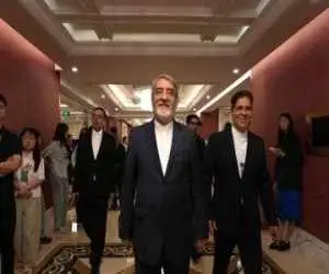 امتیازهای ویژه برای چین در تنگه هرمز  -  رحمانی فضلی: ما باید برای کشورهایی که با ما دوست هستند امتیازات ویژه ای قائل شویم