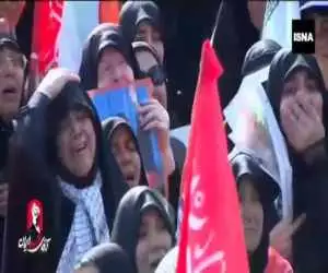 ویدیو  -  بی تابی مردم هنگام ورود پیکر رهبر شهید انقللب به جایگاه