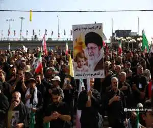 سال ها فریب تبلیغات غرب را خوردم، شهادت امام خامنه ای چشمانم را باز کرد   -  ببینید