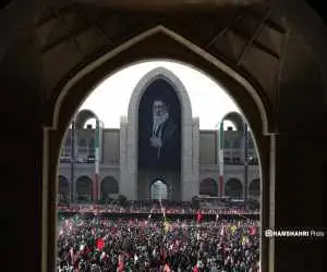 شاید باورتان نشود وقتی می گفتیم ایرانی هستیم ... -  از روسیه به عشق آخرین دیدار با آقا اومدم  -  + ویدیو