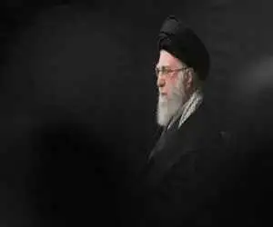 آنچه هنرمندان برای رهبر شهید نقش زدند