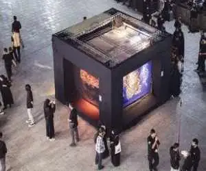 مکعبی تصویرسازی شده با شعر