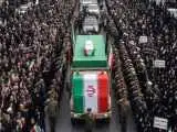 هر آنچه باید قبل از حضور در مراسم بدرقه و تشییع رهبر شهید همراهتان باشد -  قبل از خروج از خانه این چک فهرست را مرور کنید -  10 وسیله  ضروری